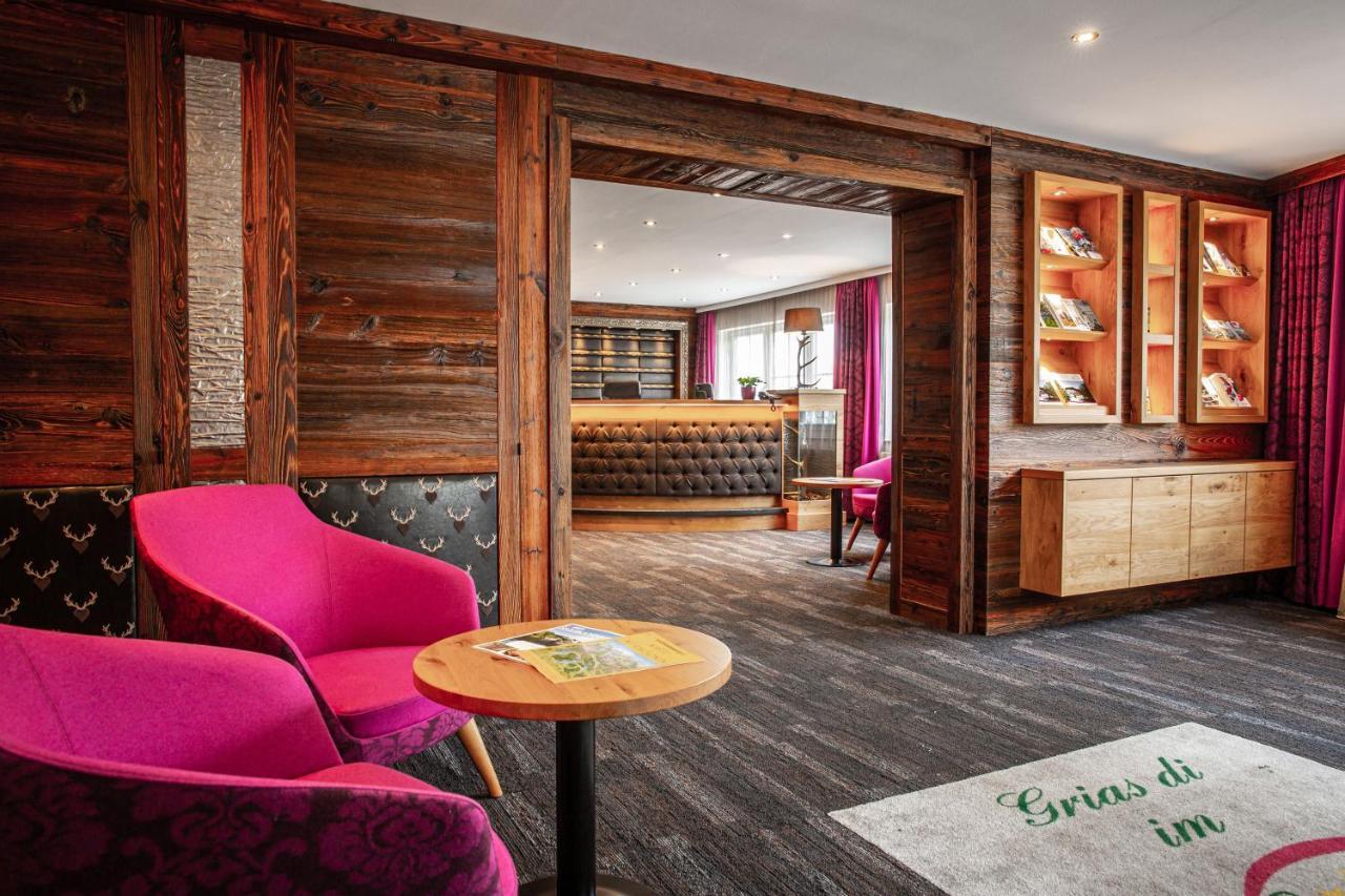 Voralpenhotel Schmoller Sankt Georgen im Attergau Εξωτερικό φωτογραφία