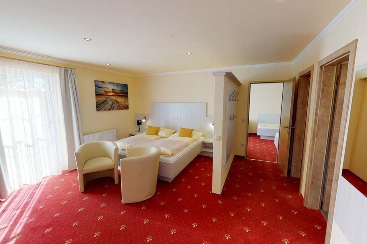 Voralpenhotel Schmoller Sankt Georgen im Attergau Εξωτερικό φωτογραφία